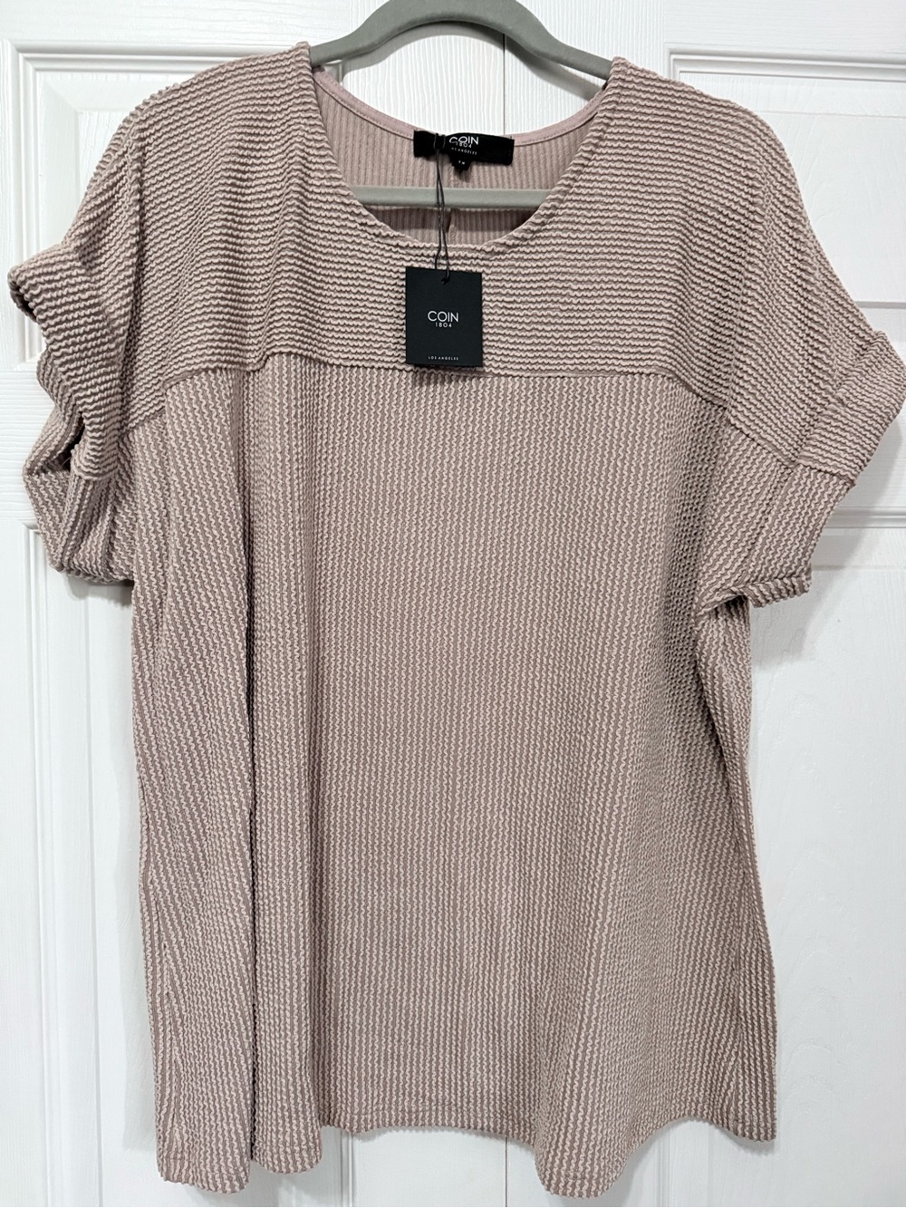 COIN 1804 Blush Short Sleeve Knit Top